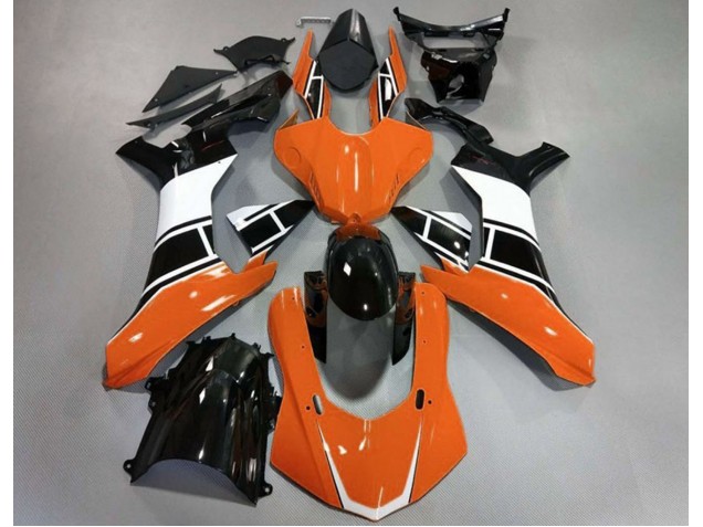 Gloss Orange White and Black 2015-2019 Yamaha R1 Fairings Factory